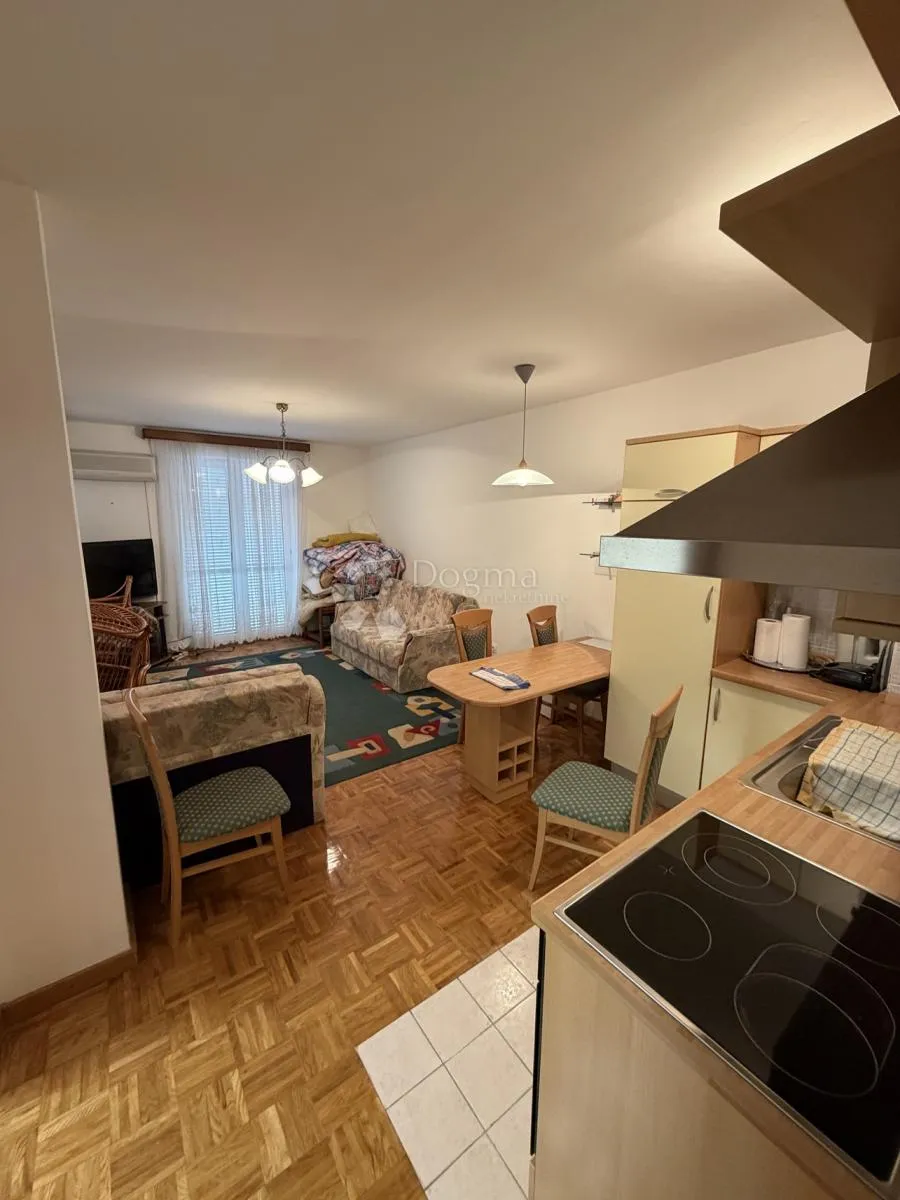 apartman 67m2 s garažom i spremištem - slika 13