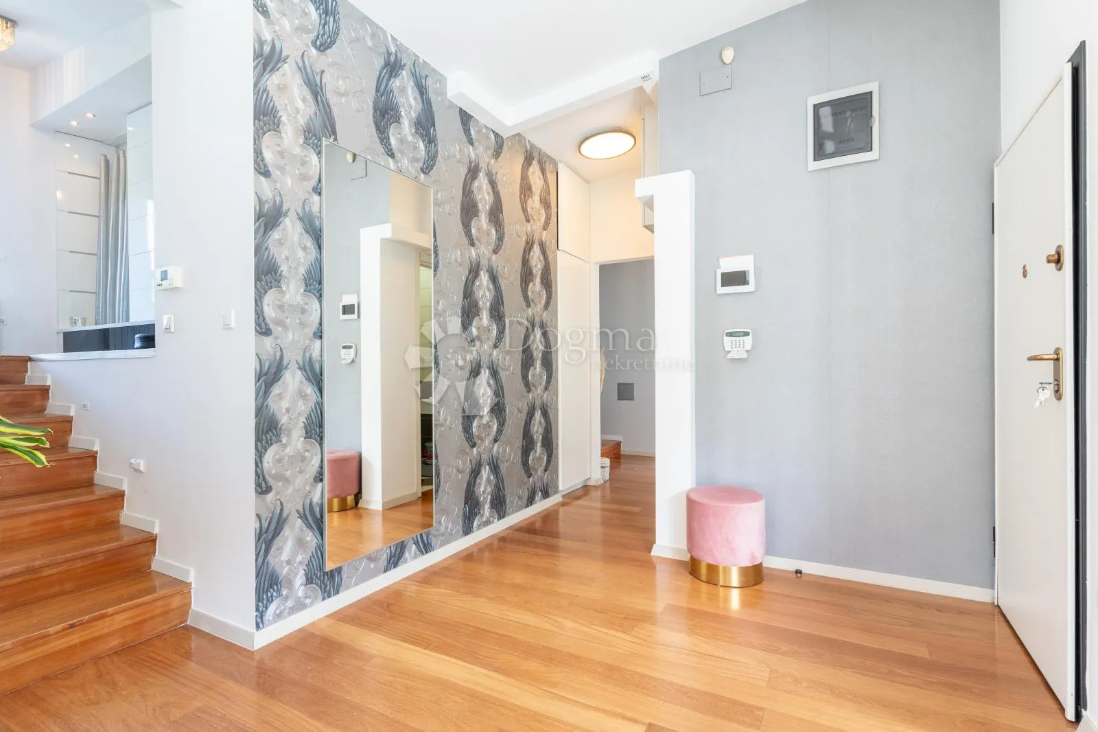 top penthouse pun svjetla - 2 terase - 2 balkona - 2 parkinga - slika 8
