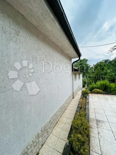 dvije kuće na drenovi - slika 19