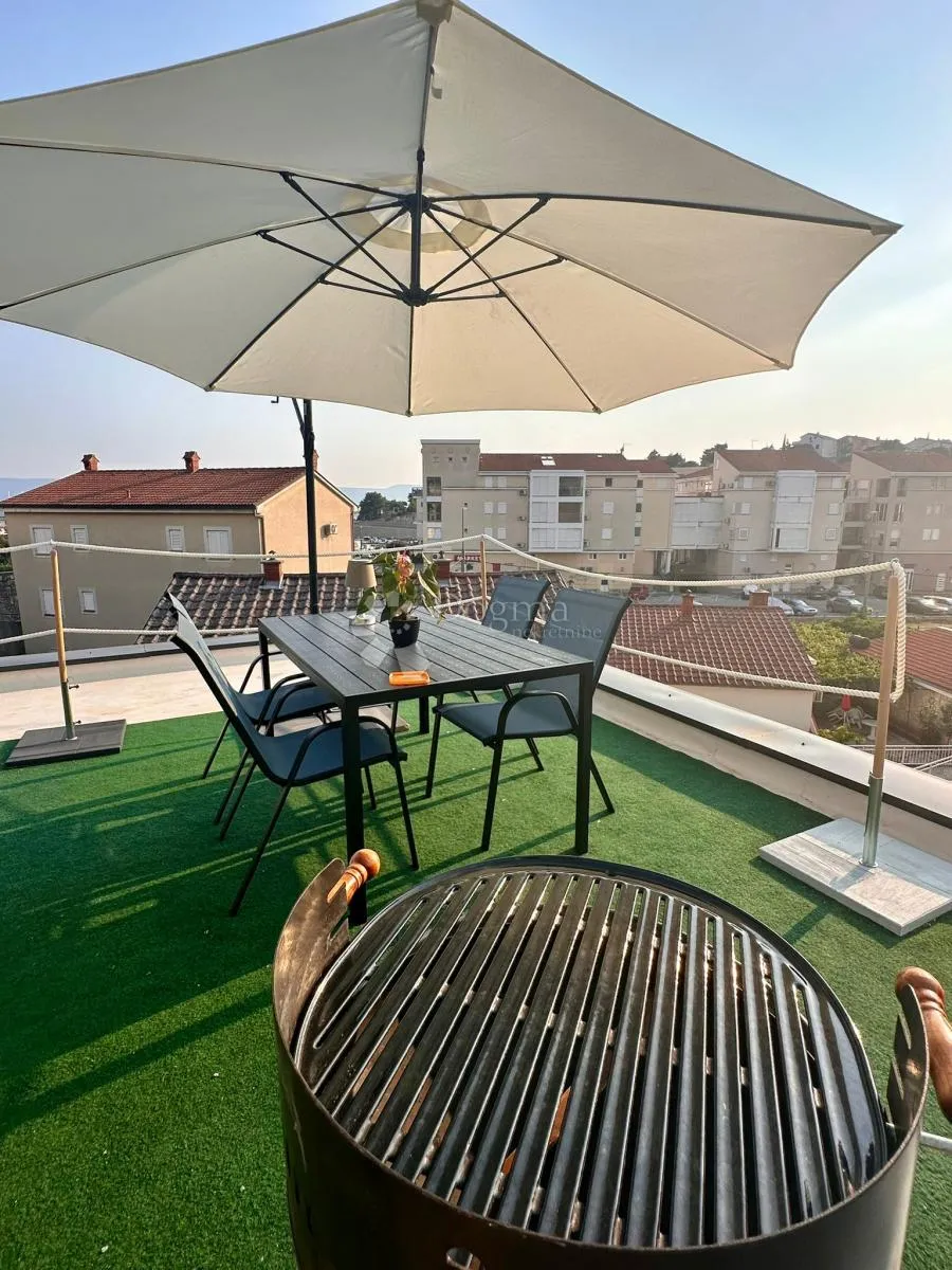 dvije kuće blizu mora - slika 1