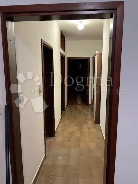 crikvenica stan-etaža kuće - slika 5
