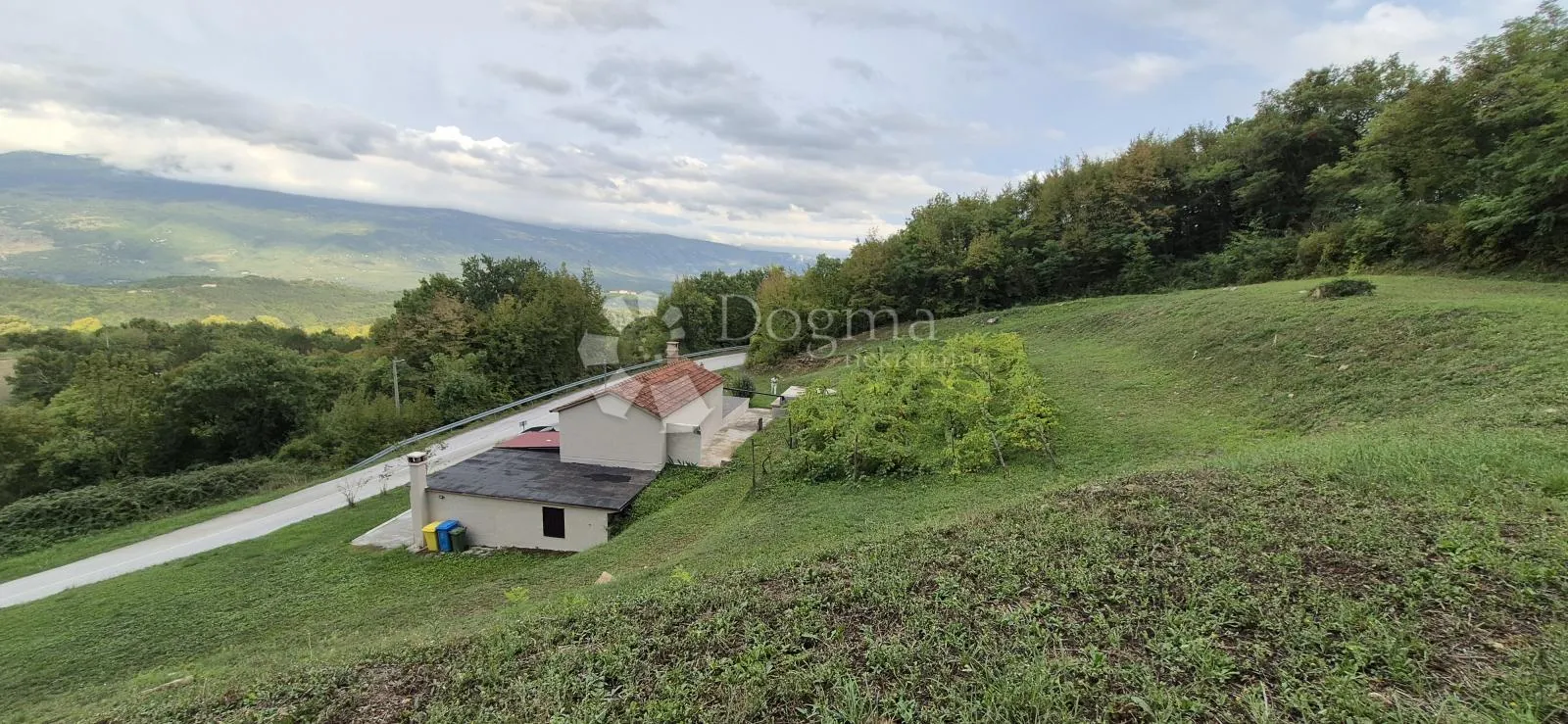 predivno imanje s pogledom na učku i dvorac belaj – 2475 m² - slika 24