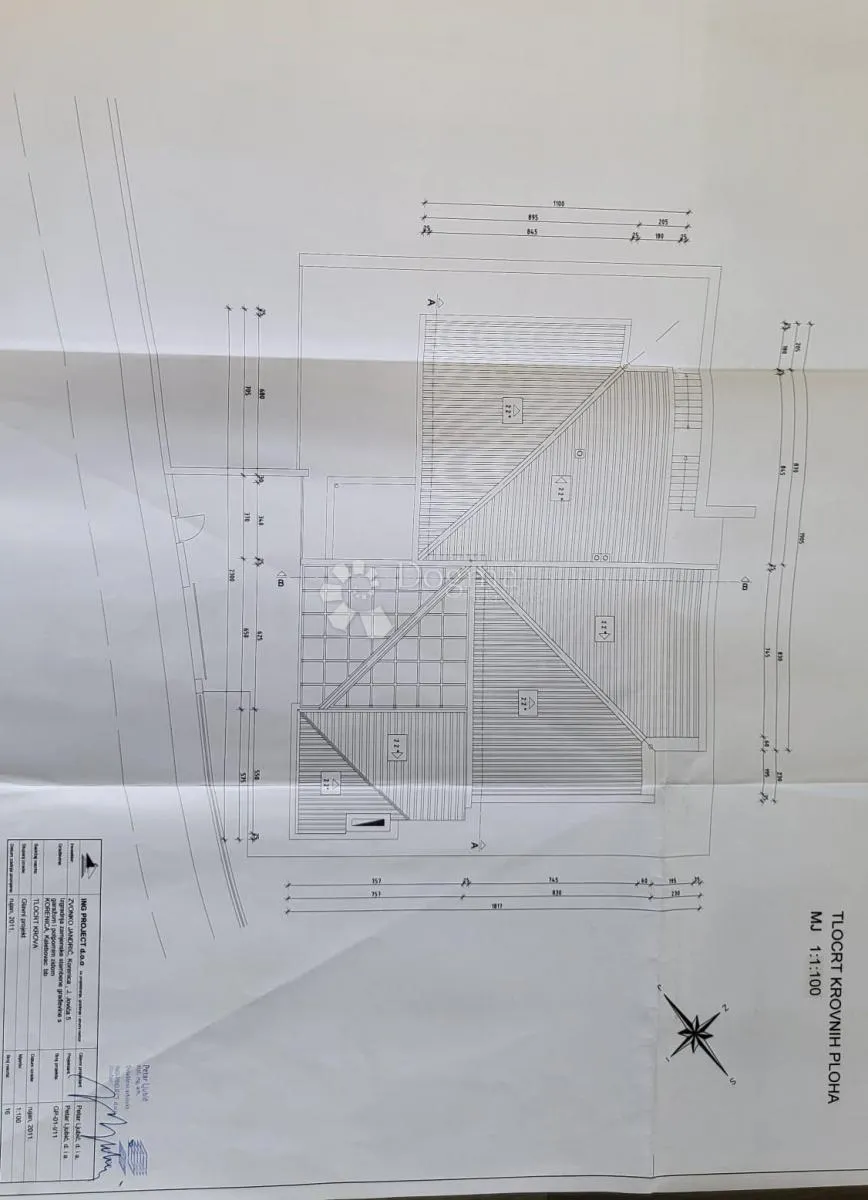 prostrana luksuzna kuća u korenici - slika 30