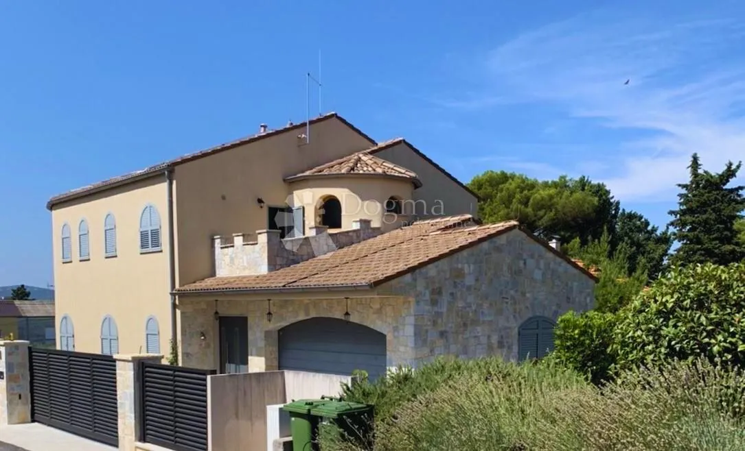 unikatna vila iznimne lokacije (pogled na more) - biograd na moru - slika 6