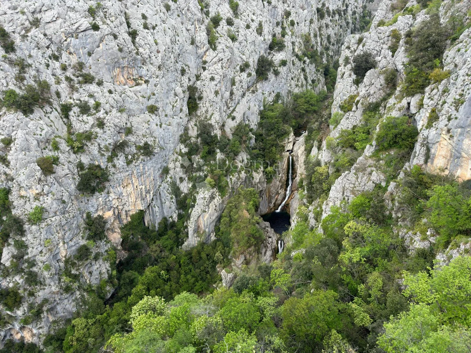 g. zemljište uz kanjon, zadvarje - slika 5