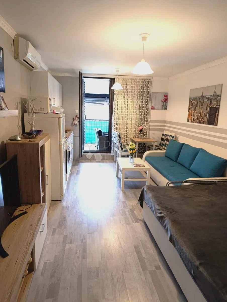 duga uvala – lijep apartman s velikom terasom 150 m od mora - slika 9