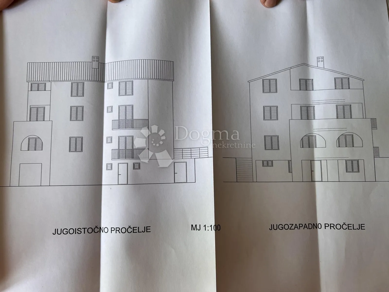 kuća s 8 apartmana spremna za turistički najam - slika 32