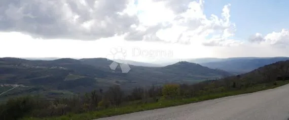 pogled na motovun, građevinsko - slika 4