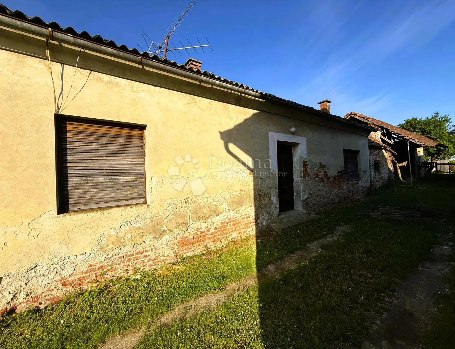 kuća za rušenje – sveti juraj u trnju - slika 2