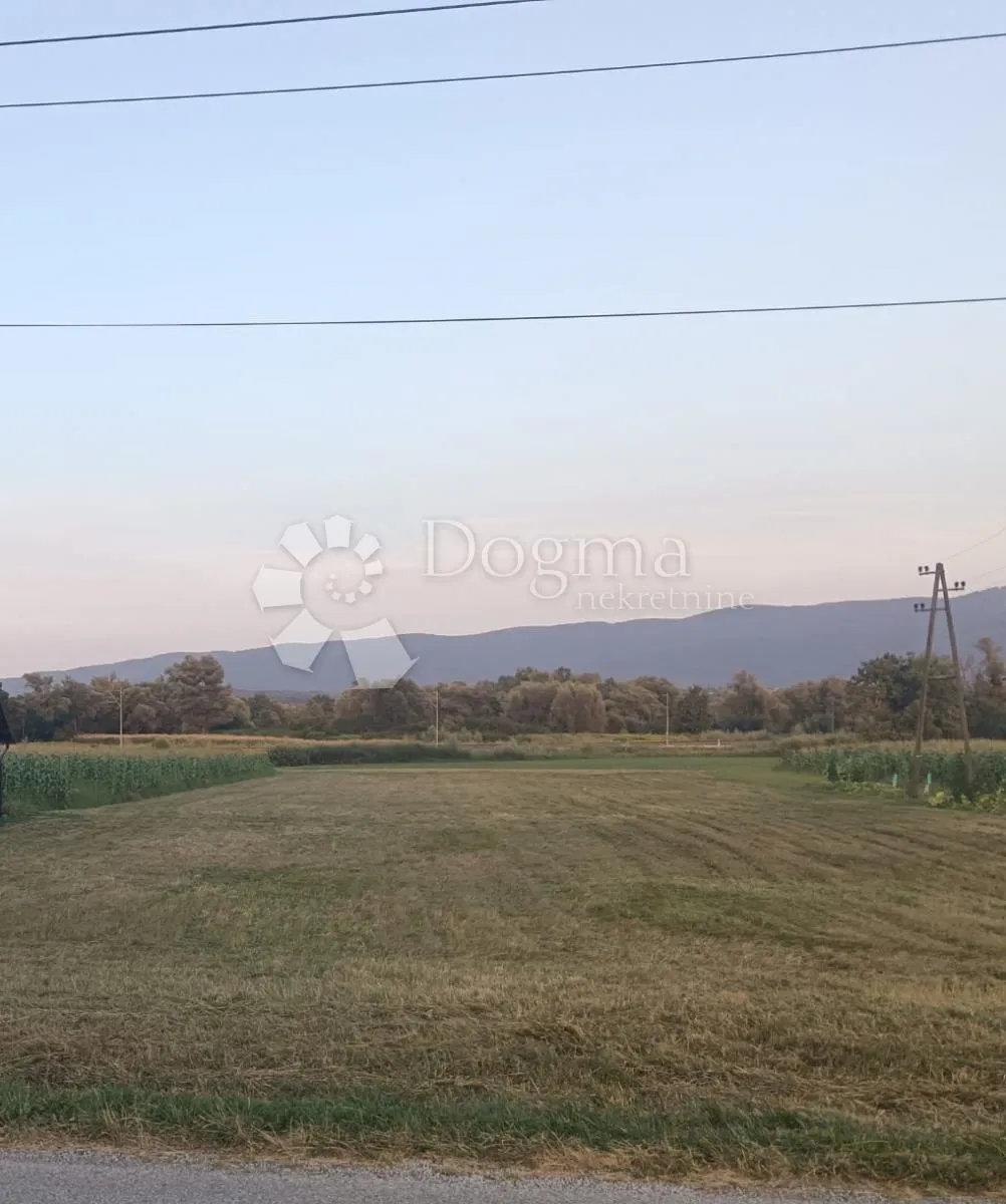 građevinsko zemljište od 4431m² u velikom trgovišću - slika 5