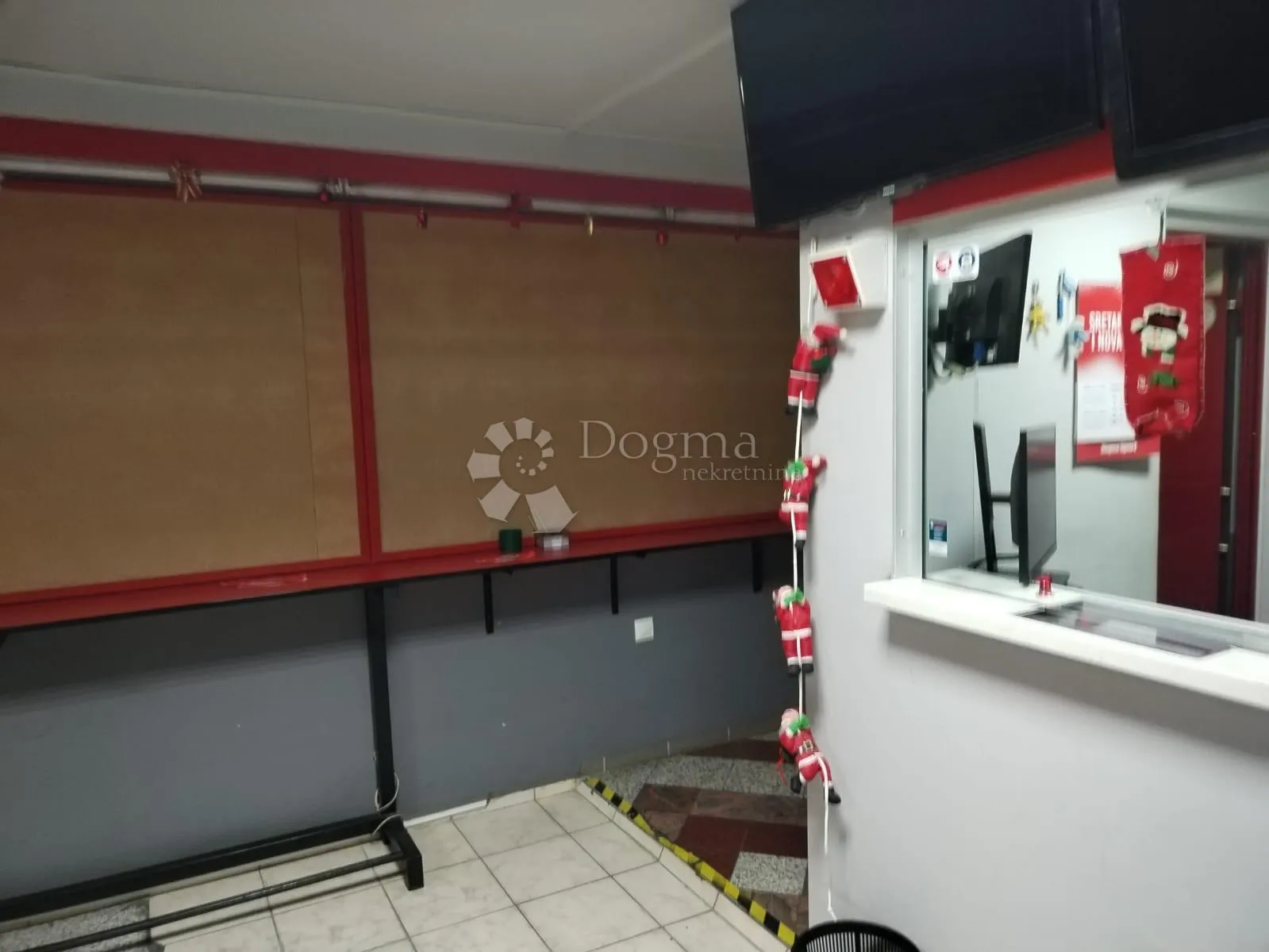 poslovni prostor u samom centru grada - slika 12