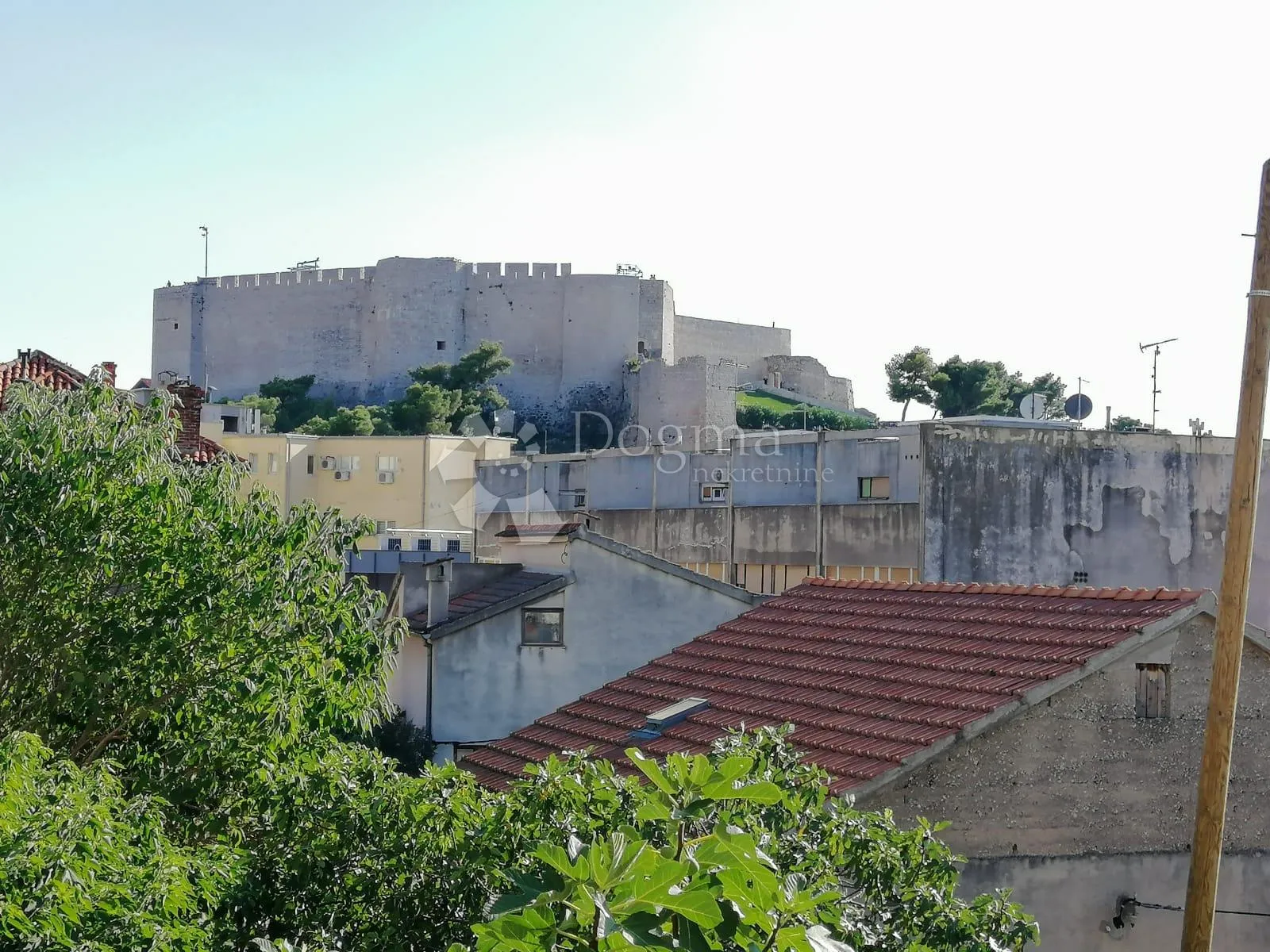 šibenik, stan u centru blizu mora sa panoramskim pogledom - slika 3