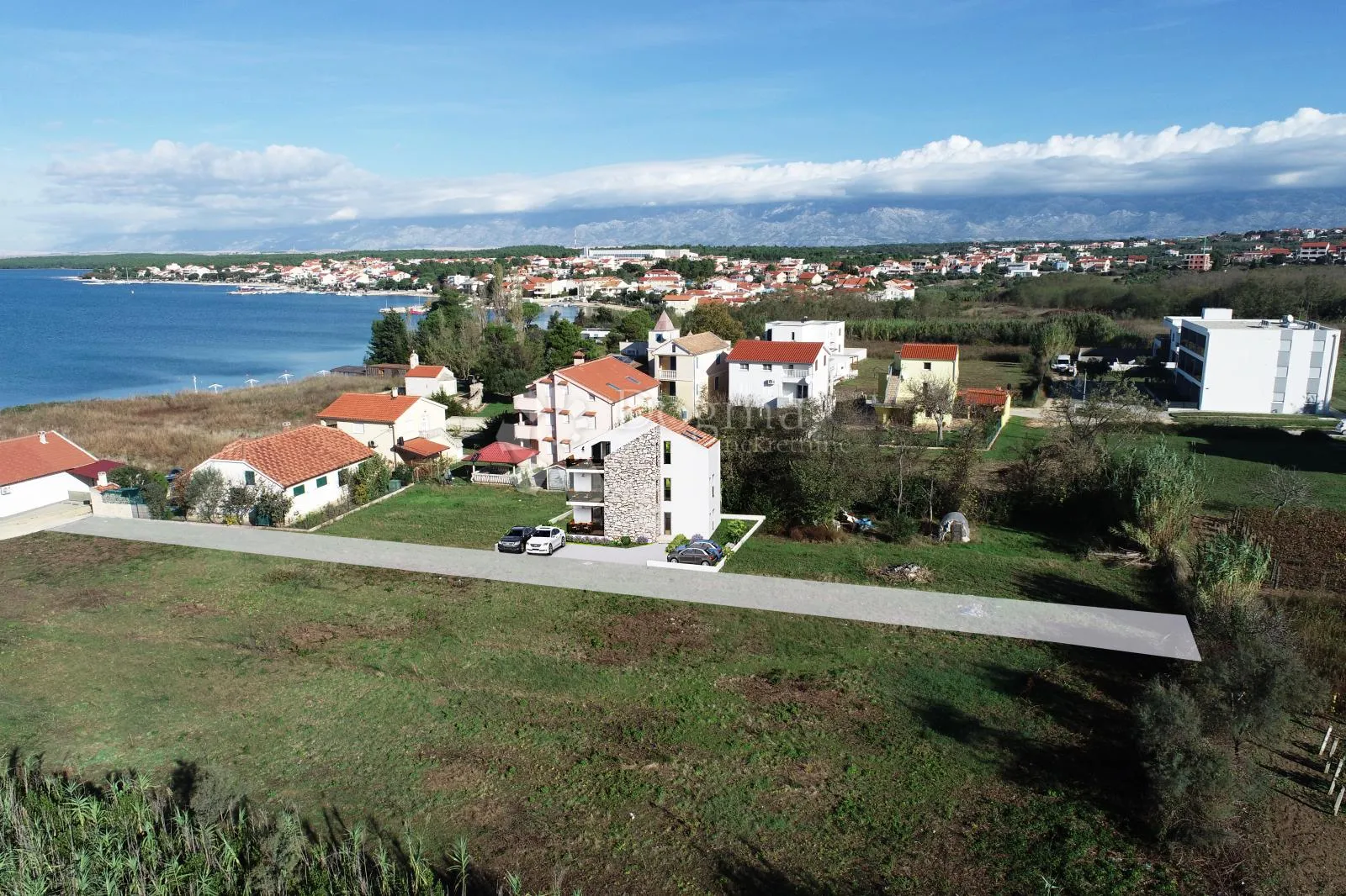 vrsi - luksuzni trosobni apartman 100m od mora, potkrovlje - slika 5