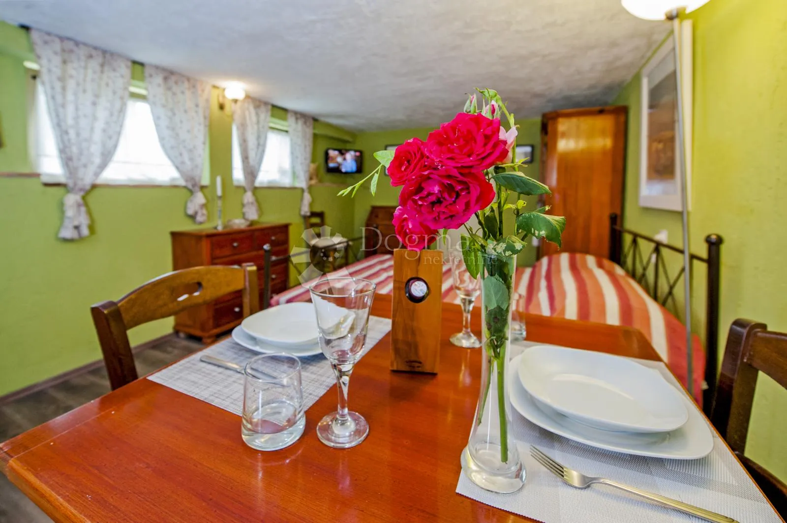 prekrasna kuća na atraktivnoj lokaciji - slika 24