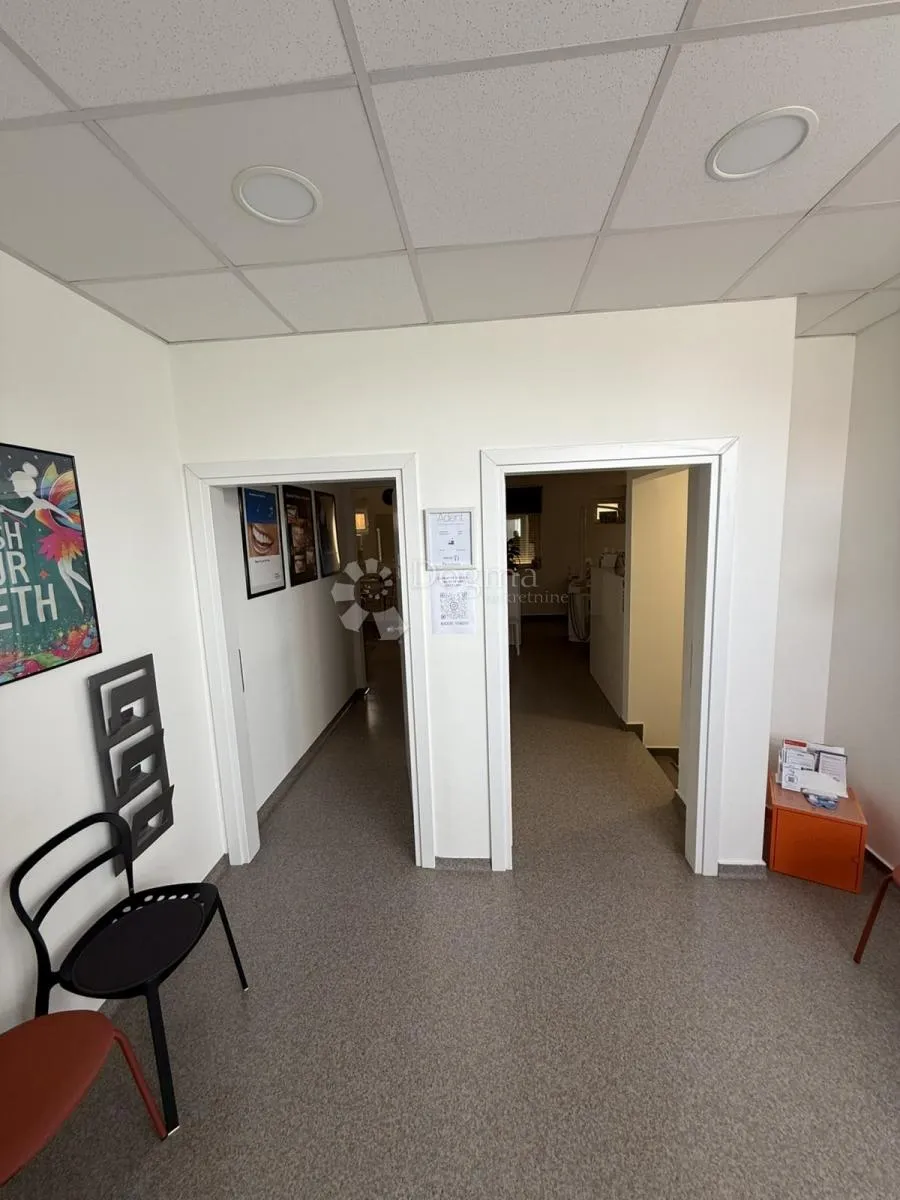 poslovni prostor 200m2 – zakup, centar viškova - slika 4