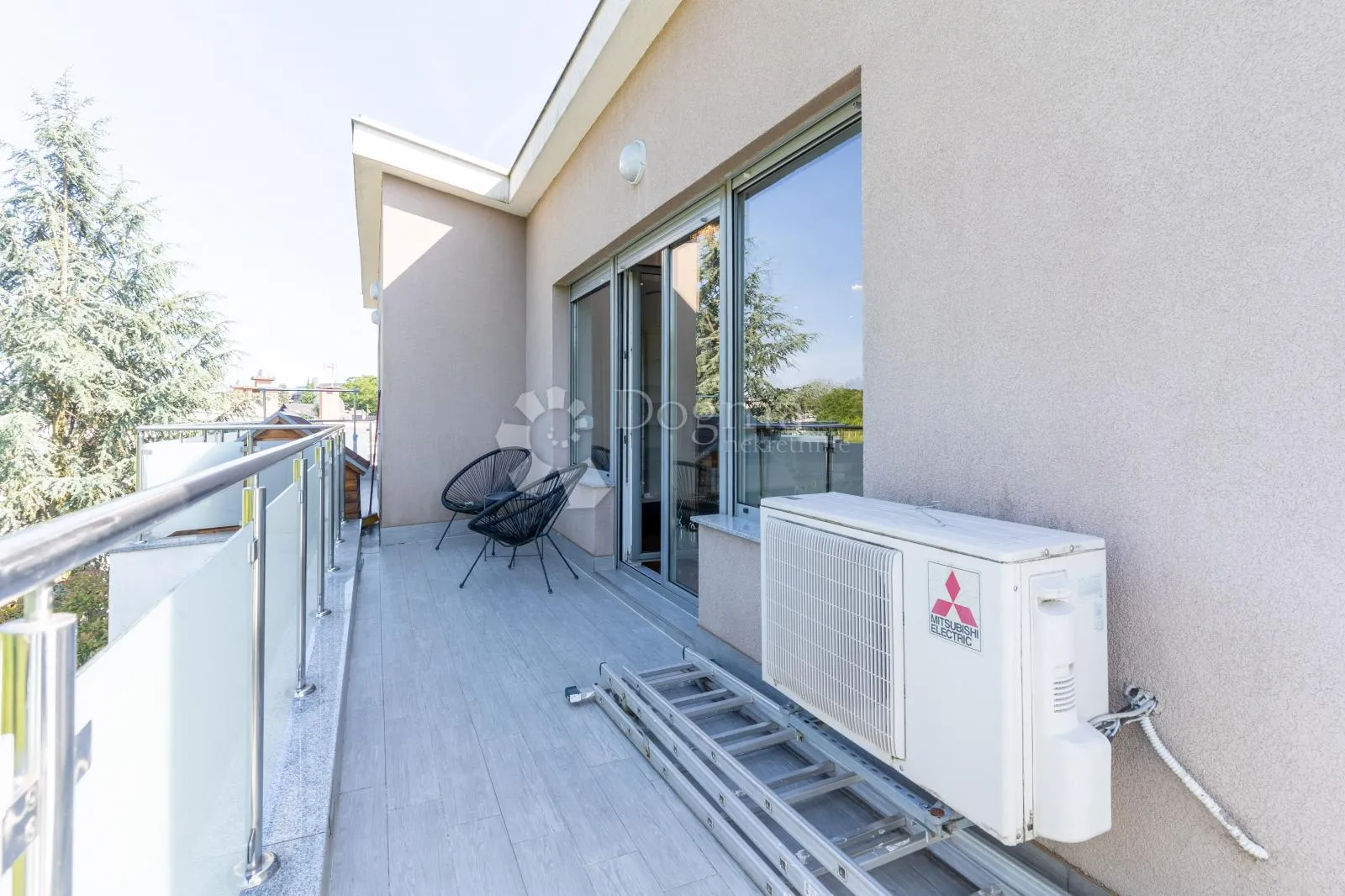top penthouse pun svjetla - 2 terase - 2 balkona - 2 parkinga - slika 6