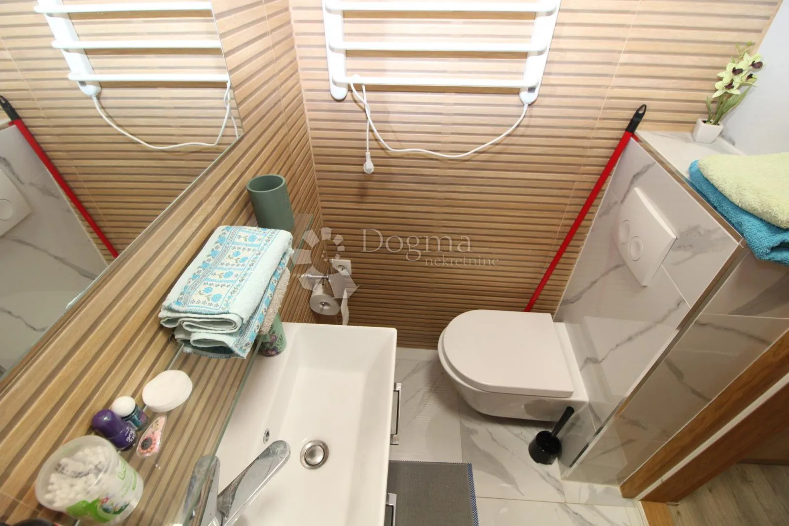 crikvenica dva apartmana - slika 17