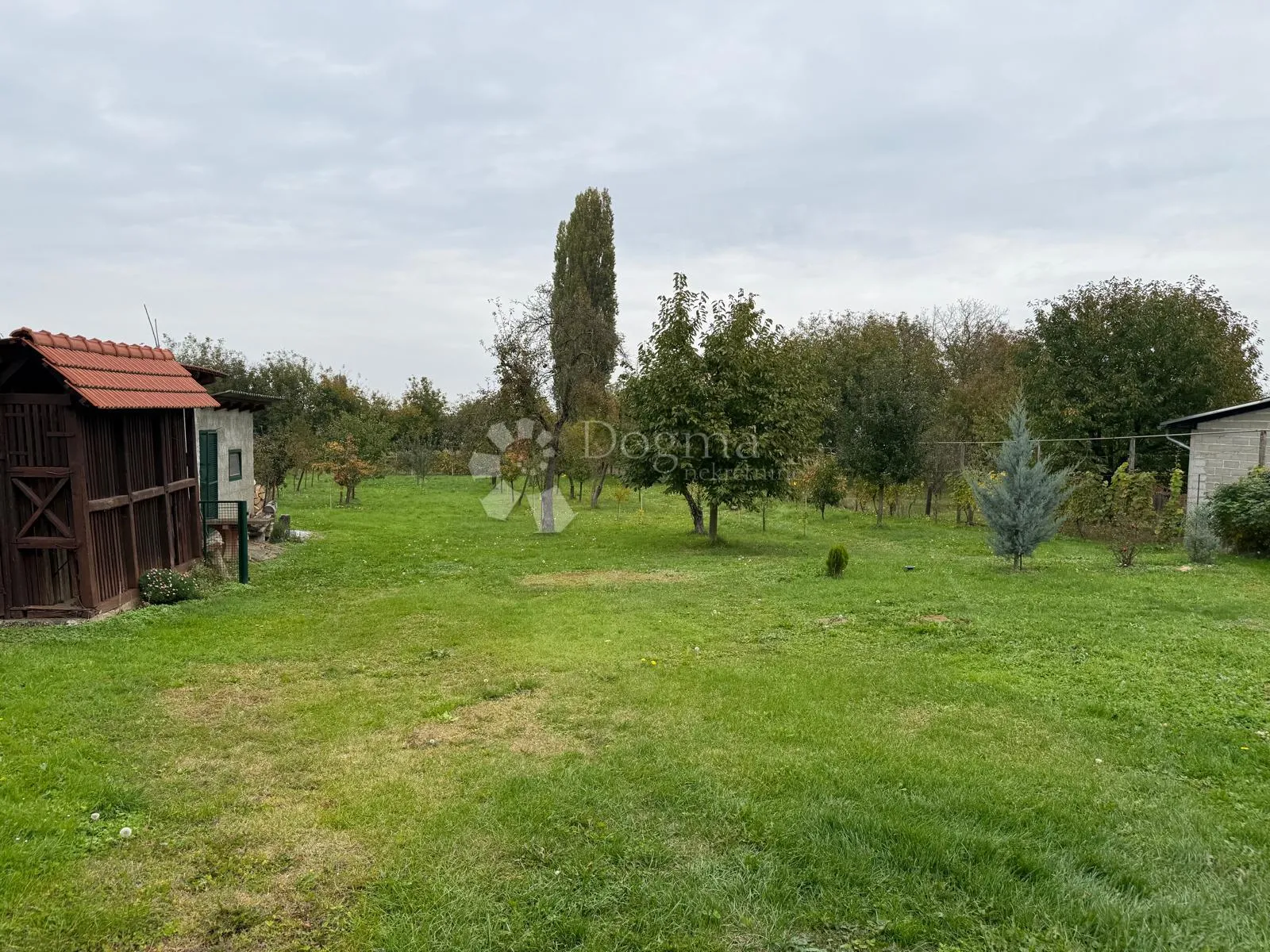 imanje u čalincu s romantičnom kurijom i modernom kućom - slika 35