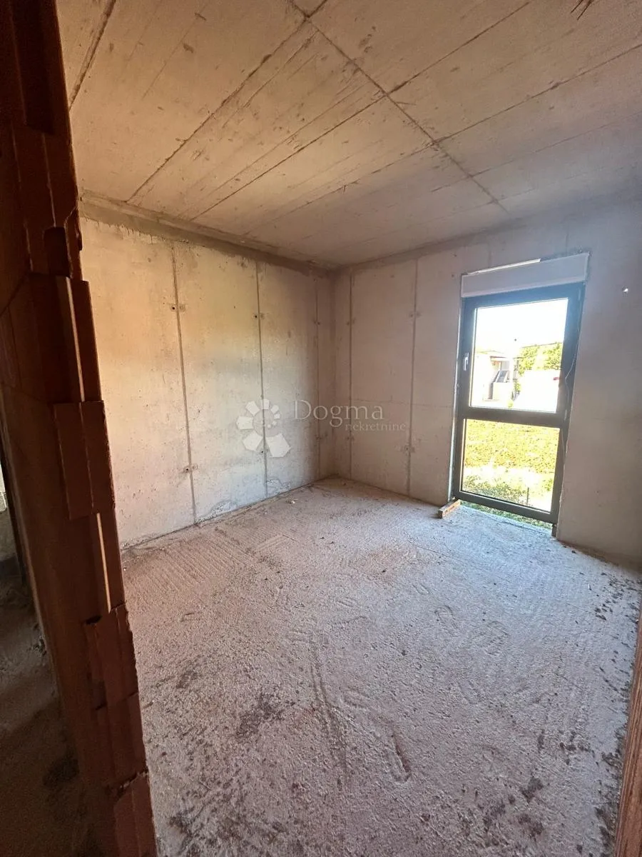 s6 sukošan – trosoban stan 83 m² s krovnom terasom - slika 11