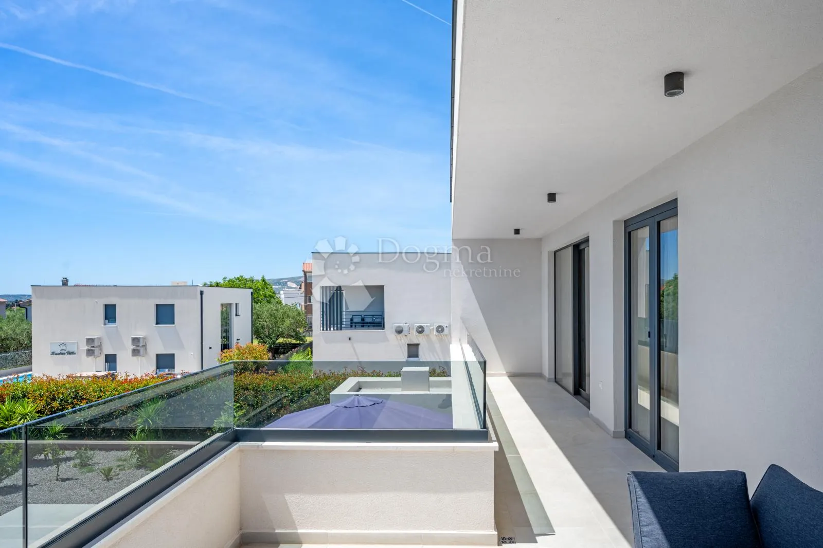 dizajnerska vila kaštela - slika 32