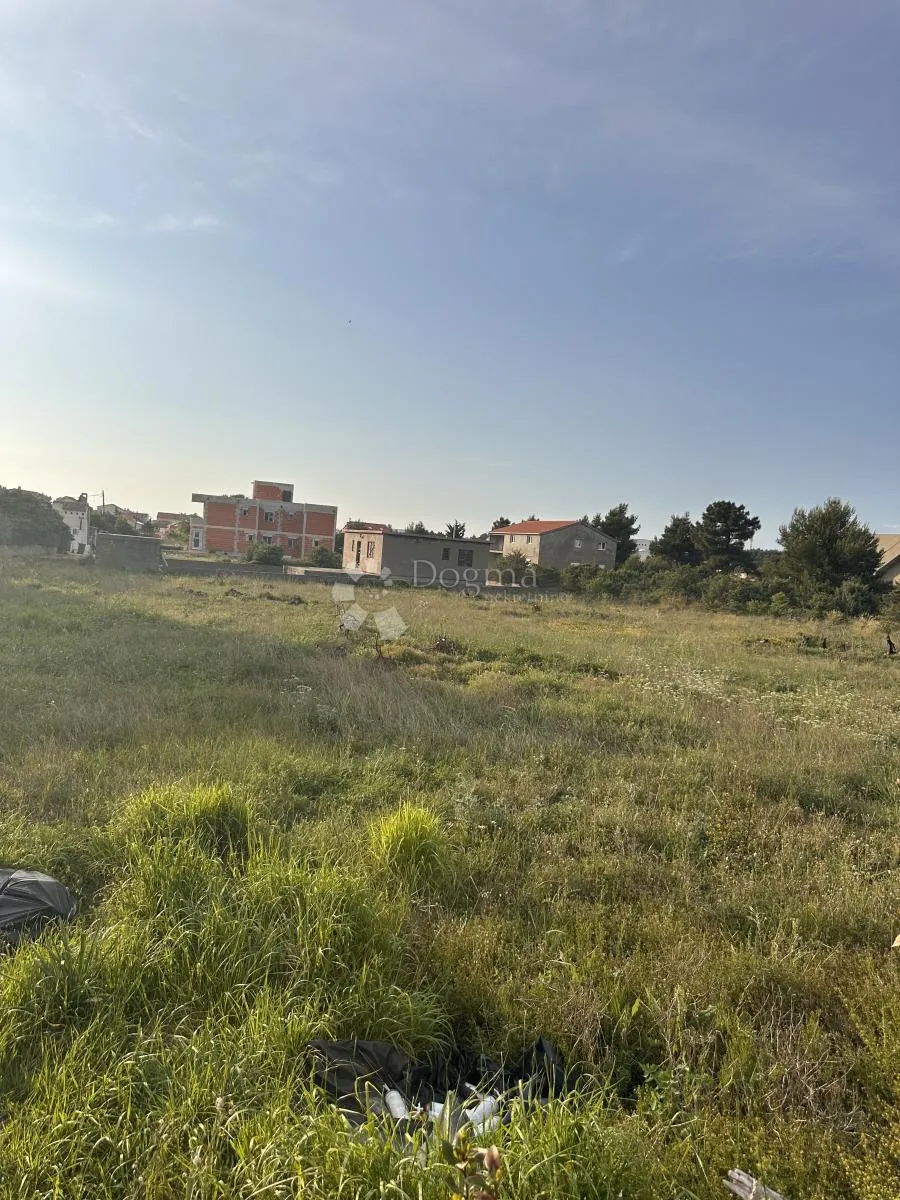 prodaje se građevinsko zemljište vrsi-mulo 1803 m2 - slika 5