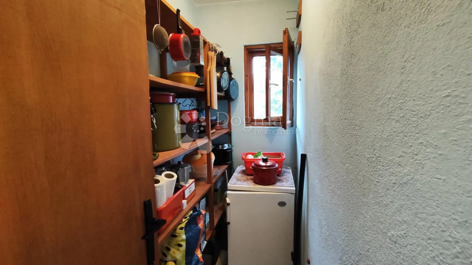 kuća uz potok u okolici gerova - slika 17