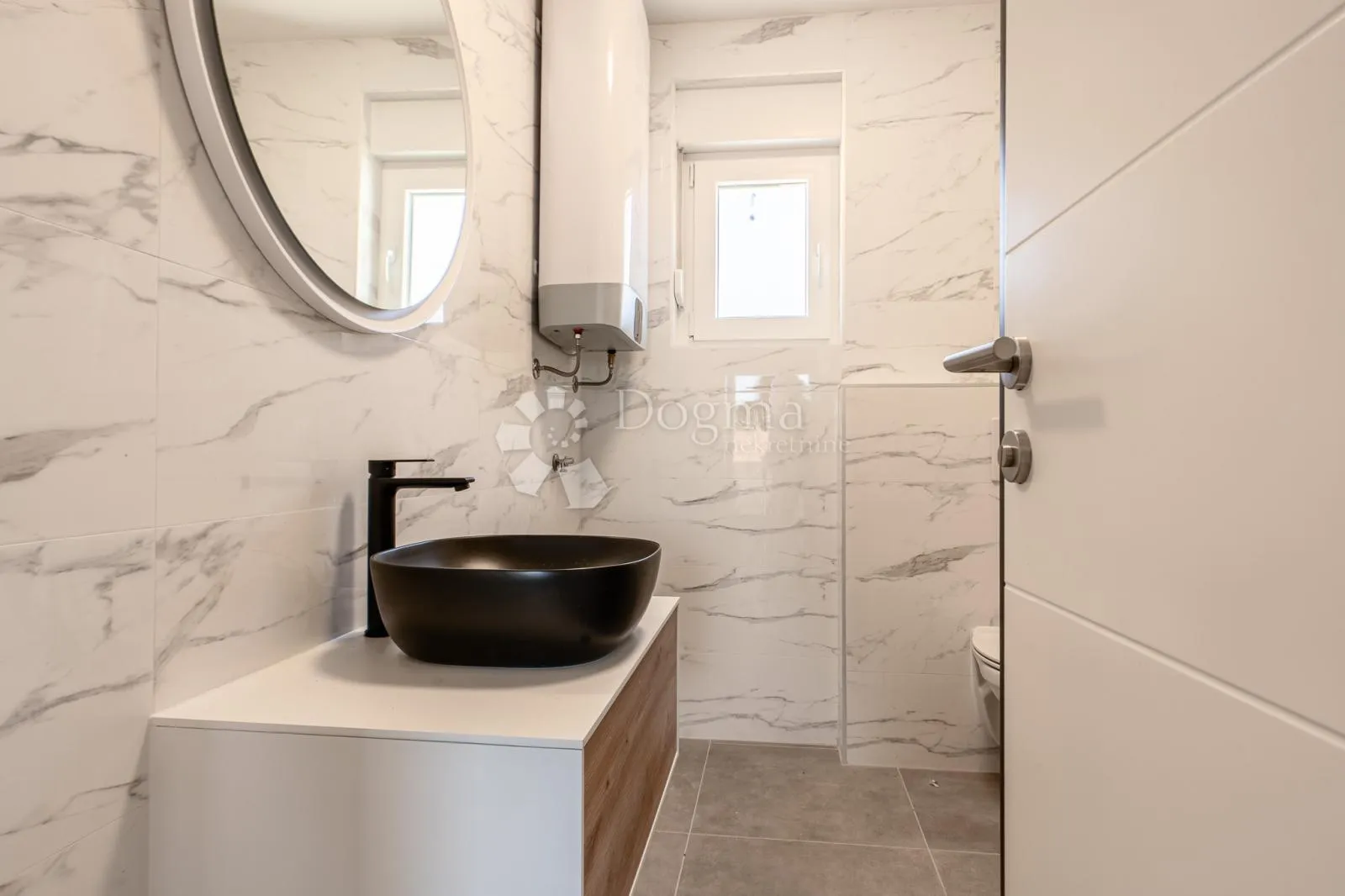 prekrasan apartman sa pogledom na more - slika 7