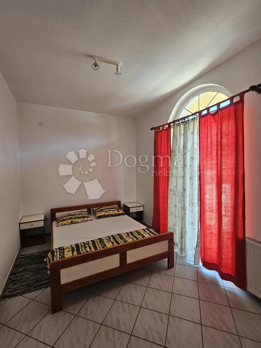 apartmanska kuća u pakoštanima - slika 59