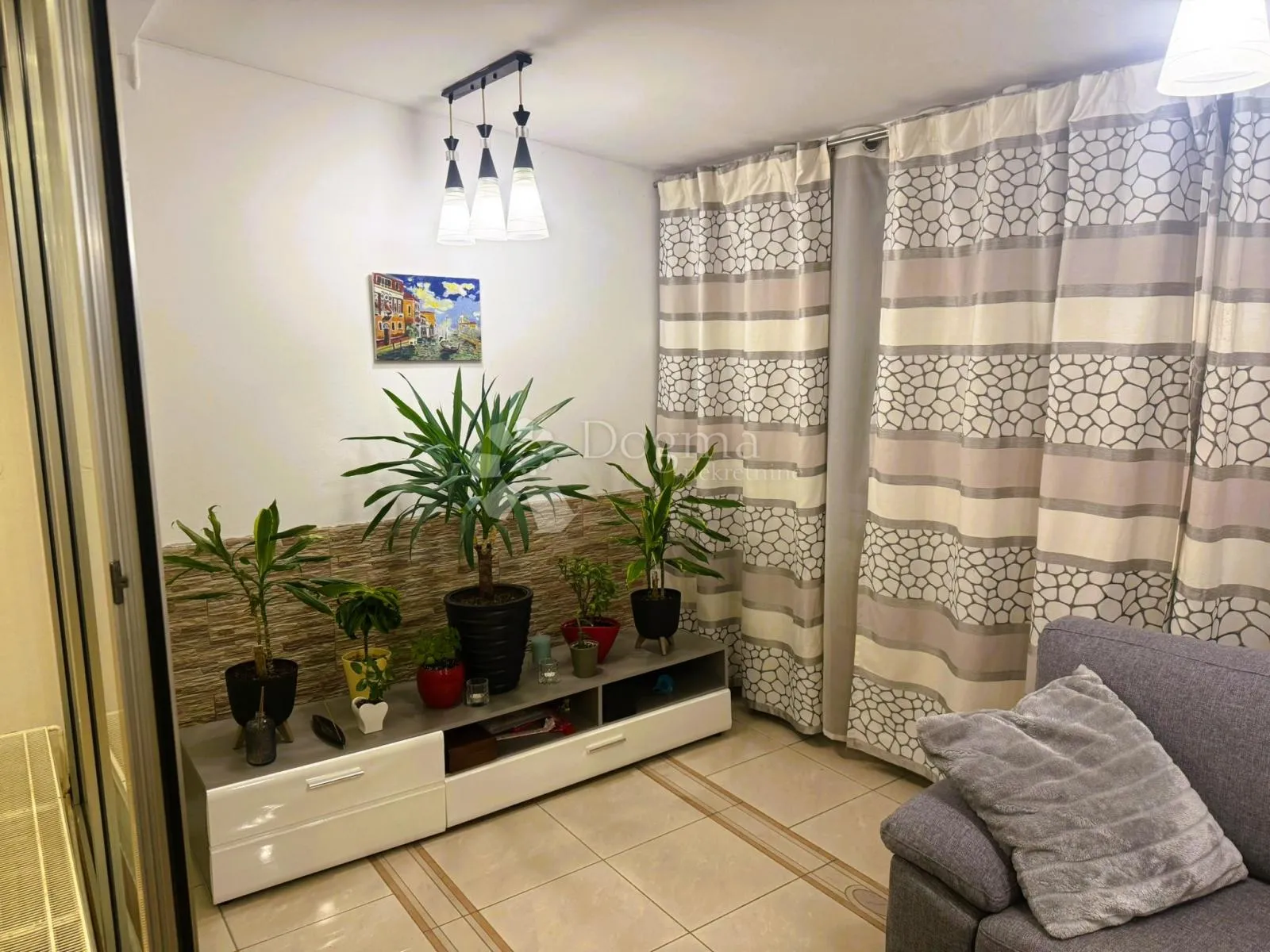top prilika po sniženoj cijeni - cijeli kat, 145 m², privatni ulaz i parking - slika 9