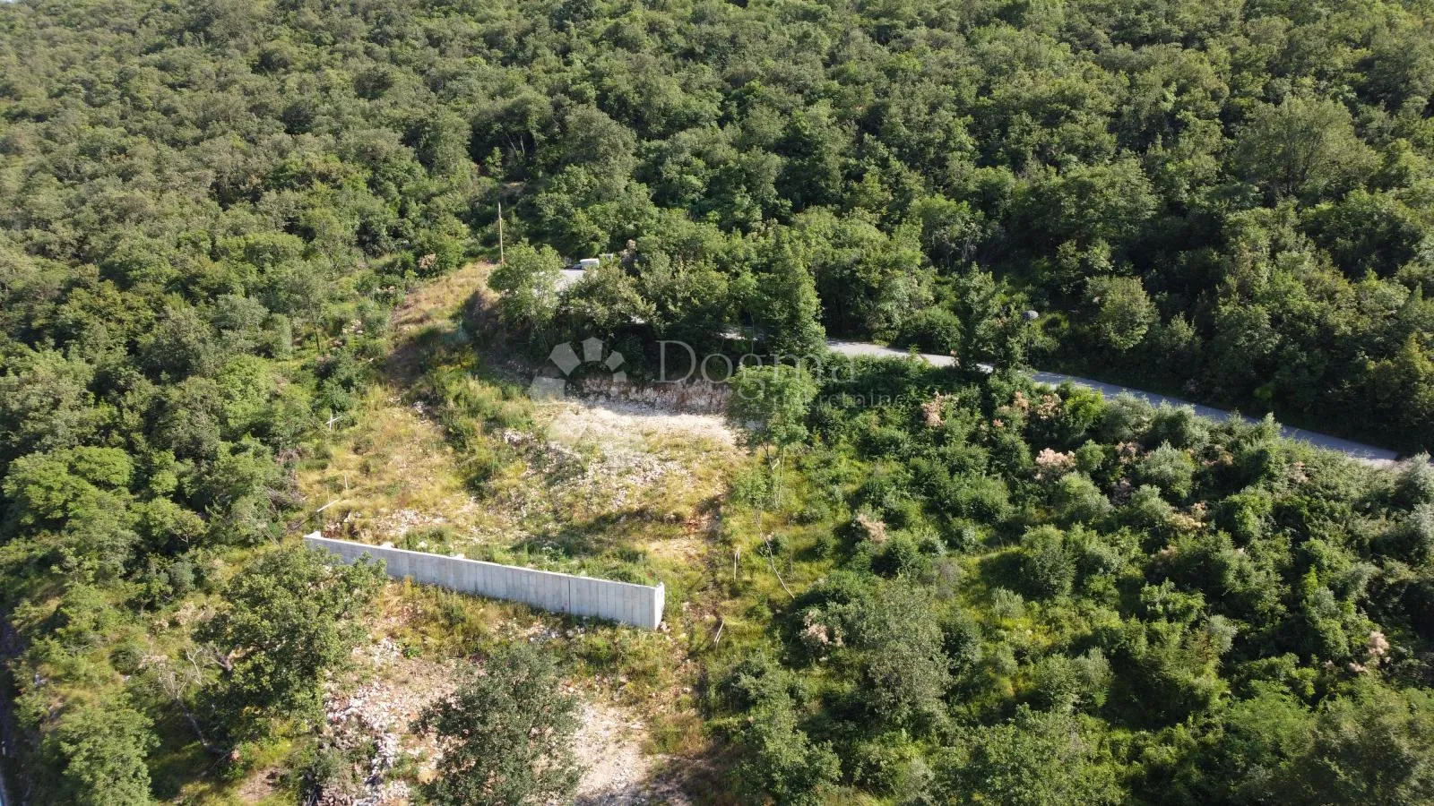 buje okolica, zemljište sa predivnim pogledom - slika 2