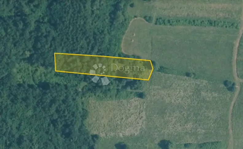 Poljoprivredno zemljište 2020m2 10800e - PRILIKA - Barat, Kanfanar