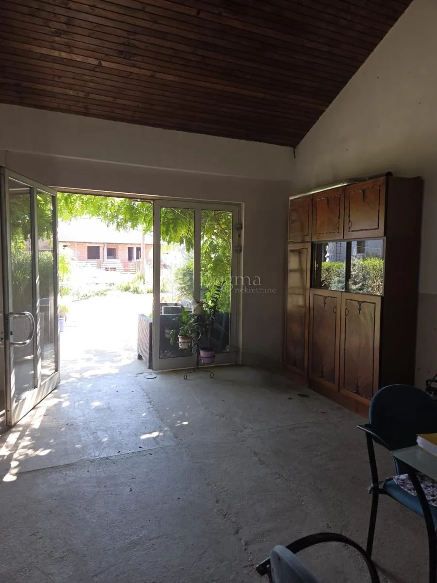 antunovac – kuća s garažom, vrtom i projektom - slika 7