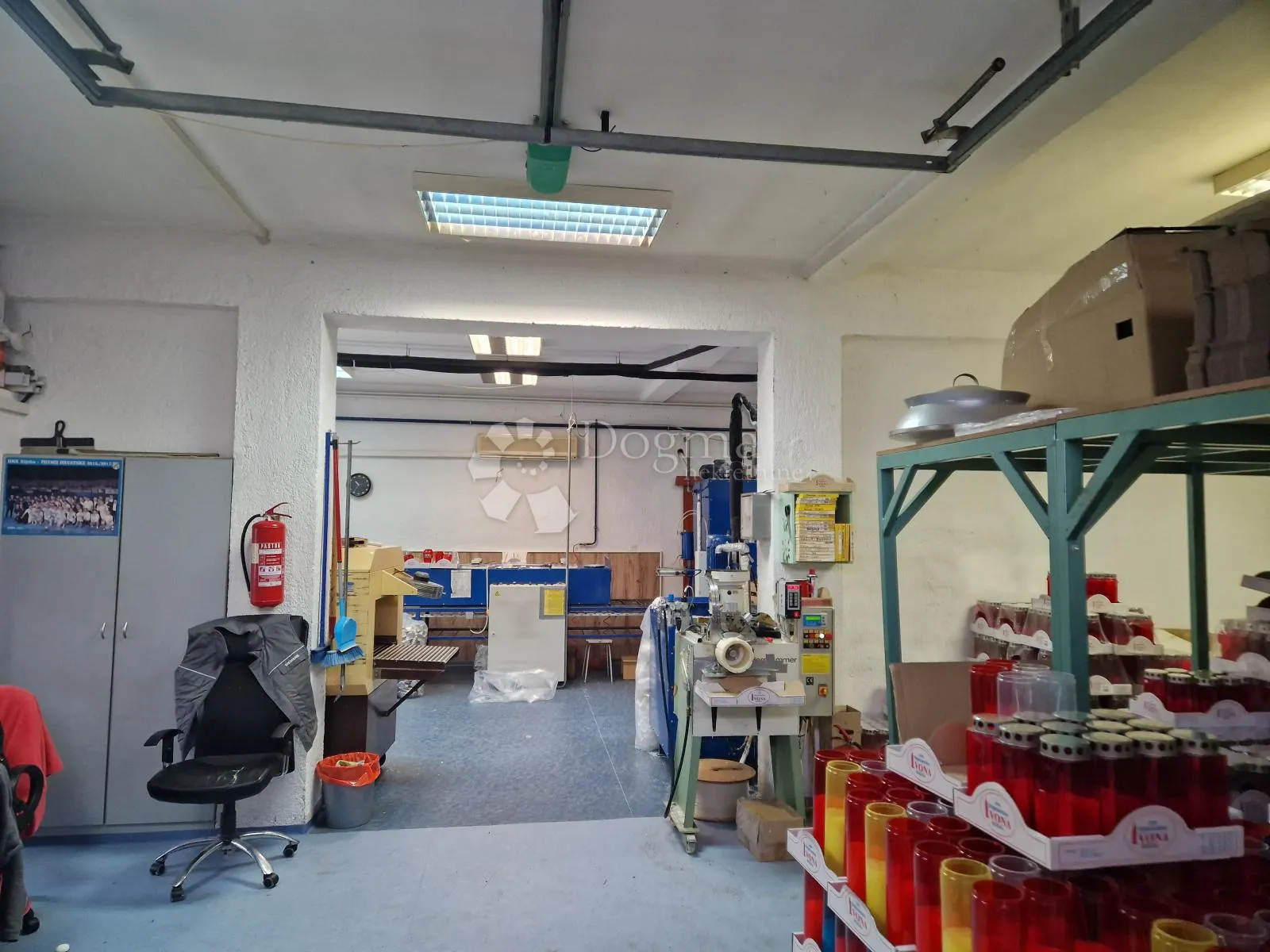 poslovni prostor: 300 m2 - slika 3