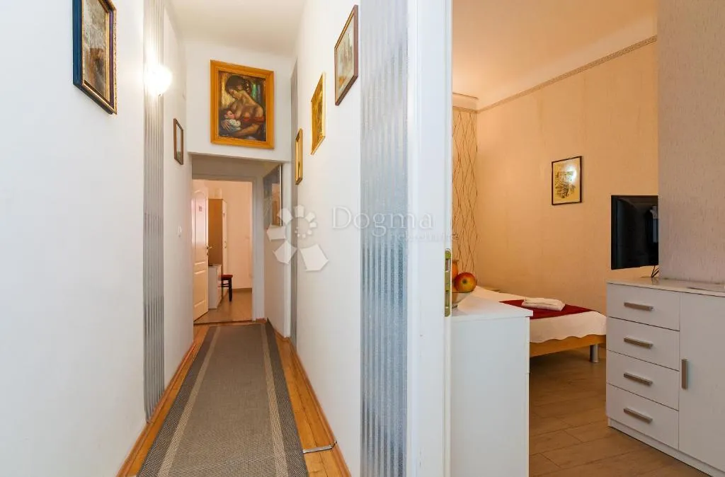 zadar, poluotok, posebna zgrada - slika 7