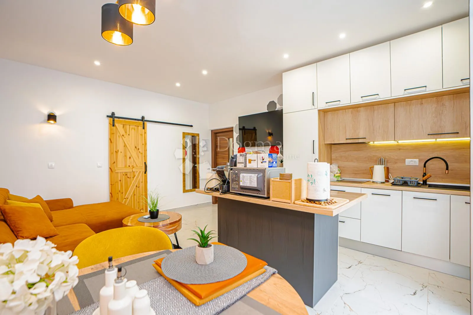 opatija, stan 43 m2, 1s+db sa 2 balkona - slika 5