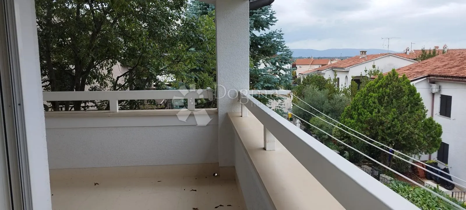 otok krk - malinska - apartmanska kuća - slika 2