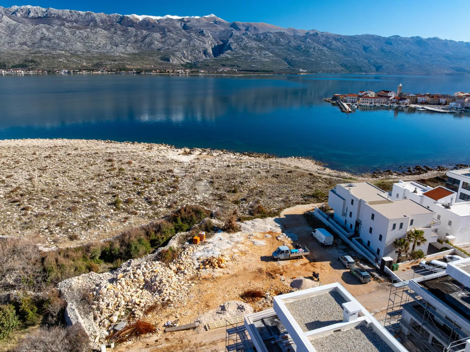 građevinsko zemljište prvi red do mora! - slika 22