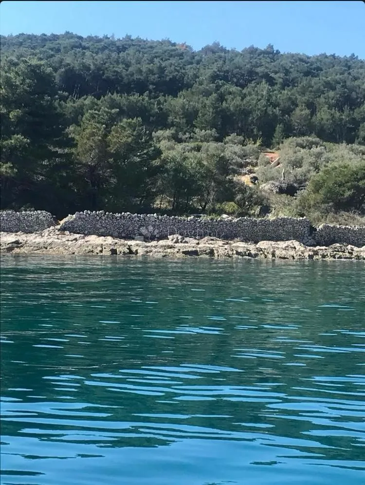 zemljište 5m od mora neponovljivo - mali lukoran - slika 9