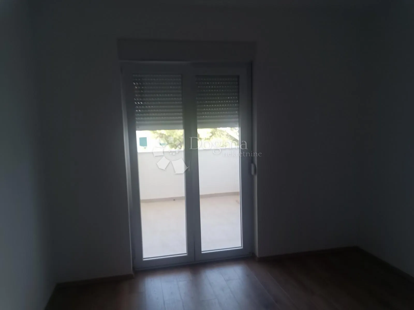 vodice - stan u prizemlju 126 m2 - slika 26