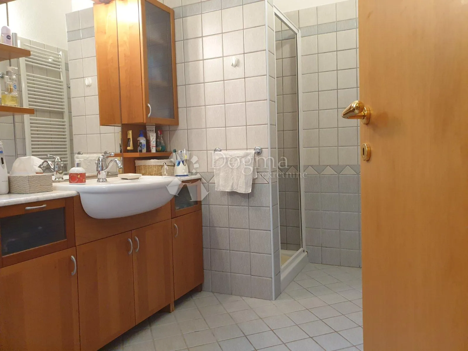 cres - prekrasna vila u mjestu valun - slika 9