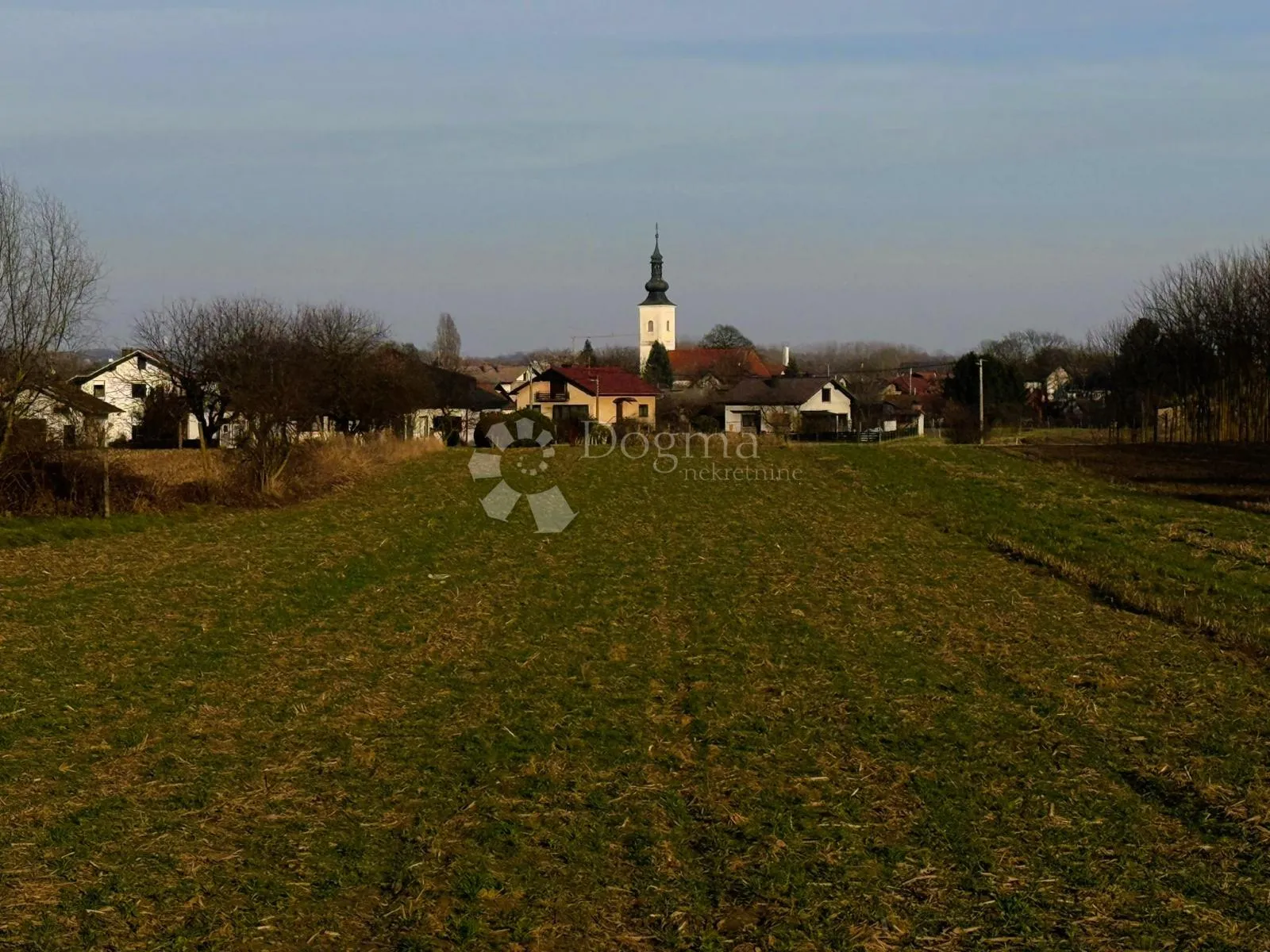 Prostrano zemljište u stambeno-poslovnoj zoni - Mursko Središće