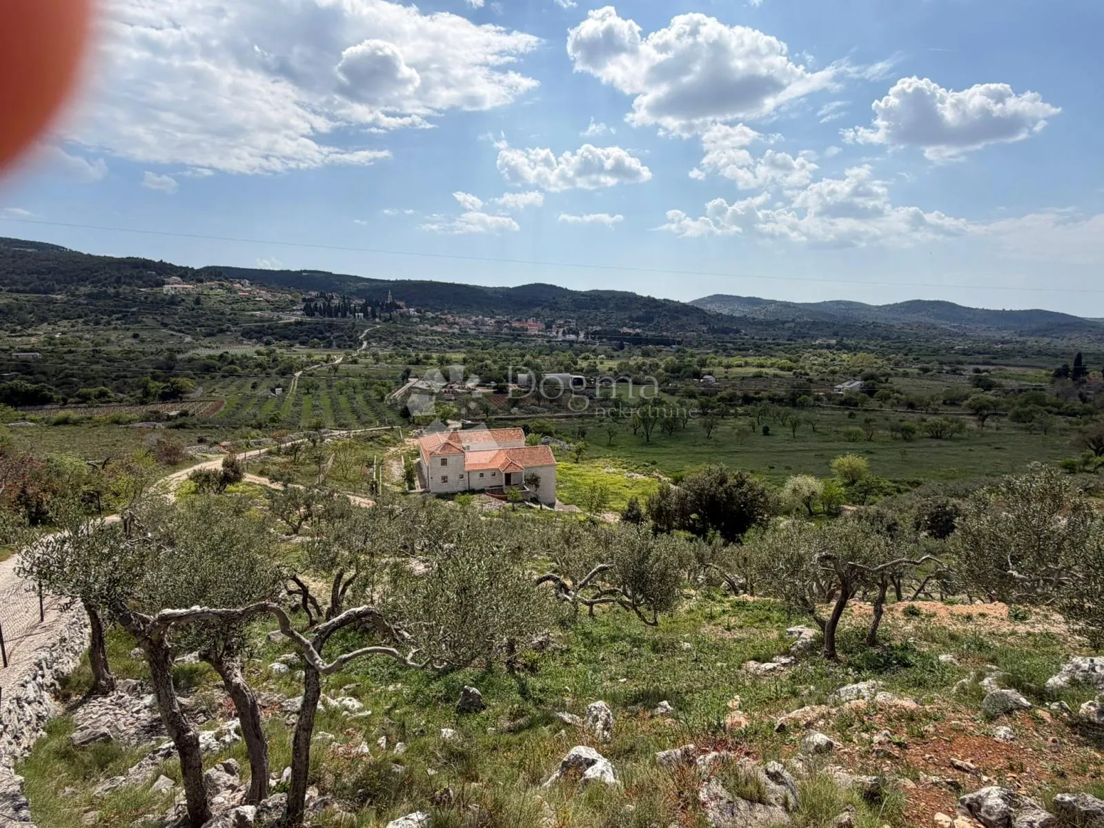 mediteranska oaza privatnosti – kamena rezidencija na braču - slika 24