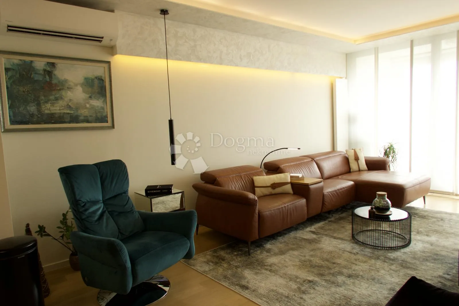 nova galerija 115m2 sam u dogmi!! - slika 9