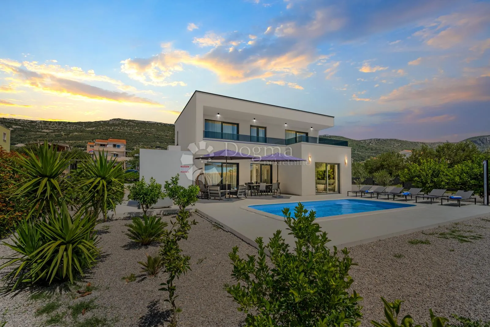 dizajnerska vila kaštela - slika 38
