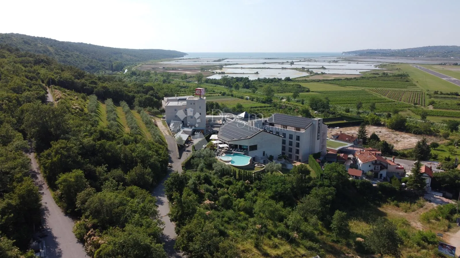 buje okolica, zemljište sa predivnim pogledom - slika 3