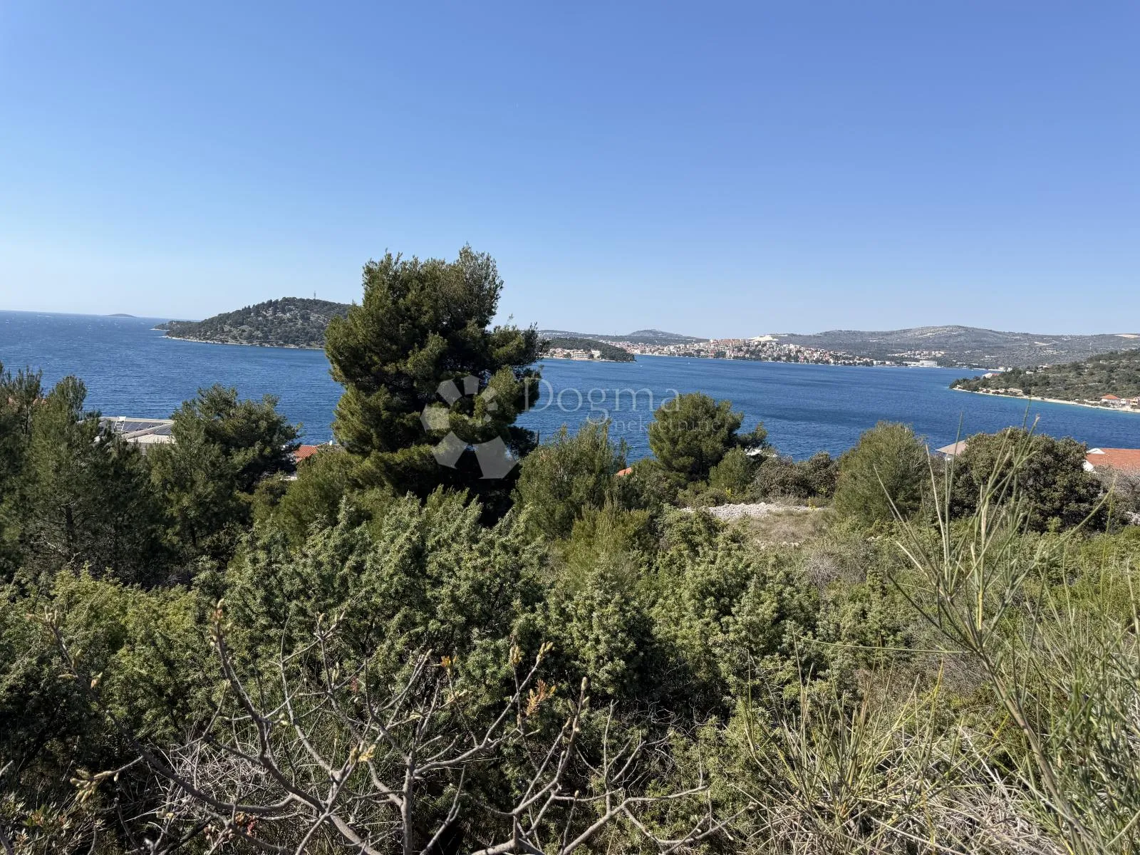 za investitore!! ražanj, atraktivno građevinsko zemljište s panoramskim pogledom, svega 150m od mora!!! - slika 3