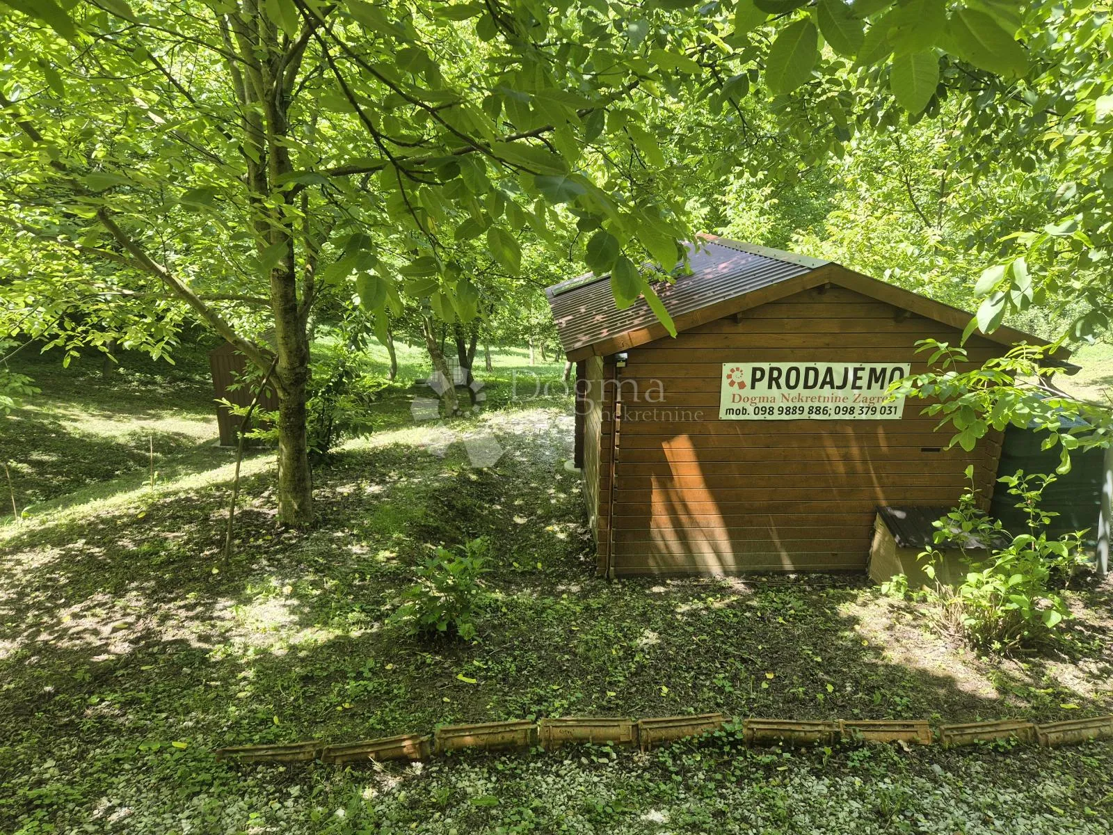 zemljište sa kućicom i spremištem, te wc-om nadomak zaboka - slika 7