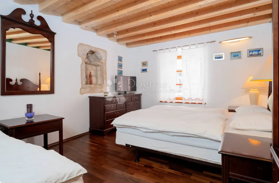 stari grad, otok hvar – šarmantna kuća blizu centra - slika 11