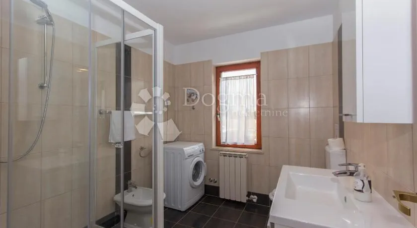 predivna apartmanska kuća! - slika 30