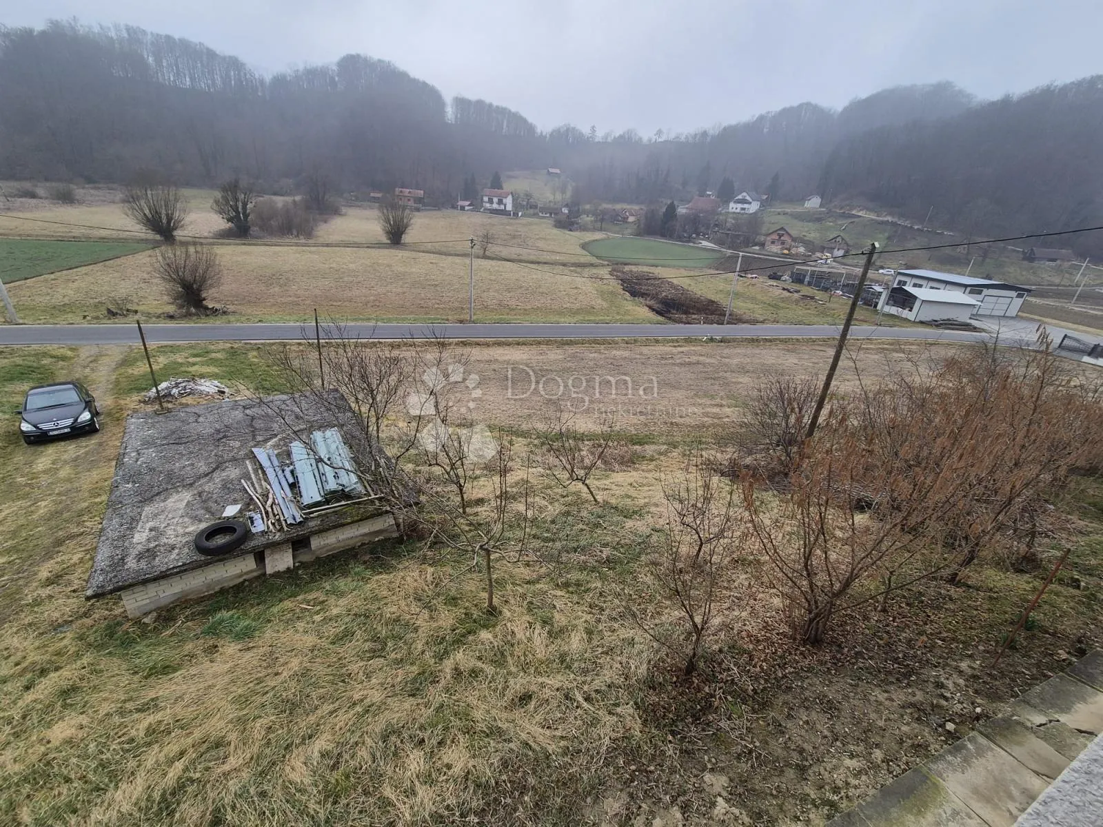 seosko imanje sa kućom trokatnicom i 25.194m² zemljišta! - slika 13